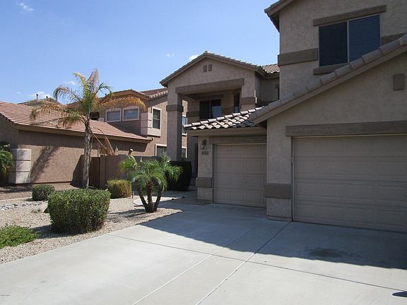 3rd image of 10743 E Medina Ave