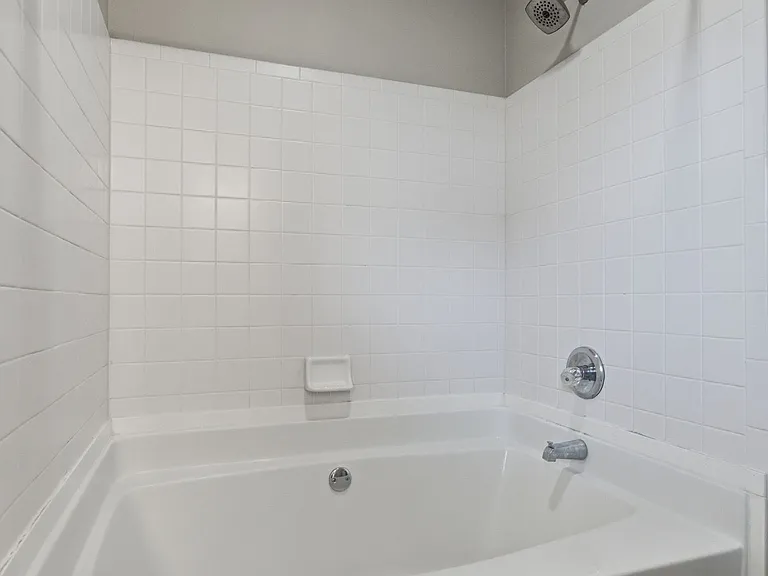 2717 Kennedy Ct — Photo 20