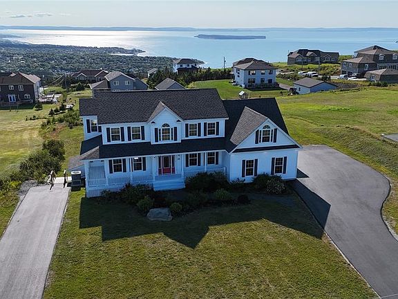 2nd image of 115 Ridgewood Drive