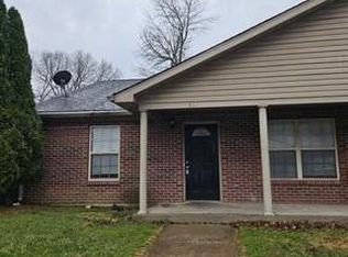 104 Bittersweet Rd, Jeffersonville, IN 47130