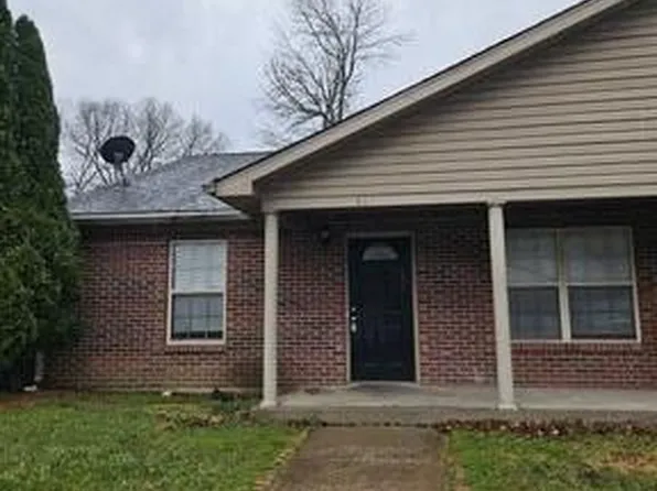 104 Bittersweet Rd, Jeffersonville, IN 47130