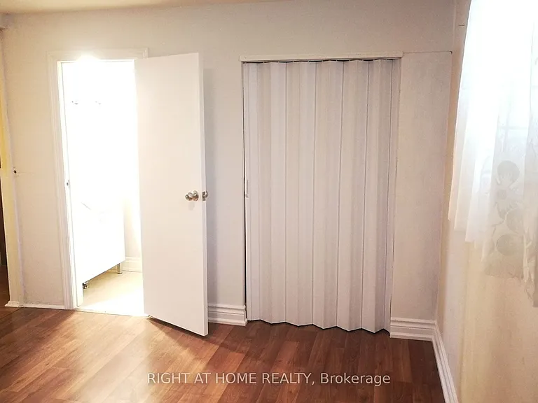 51 Wilkinson Dr #LOWER — Photo 3