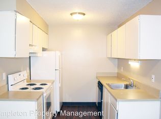 17752 E Burnside St, Portland, OR 97233