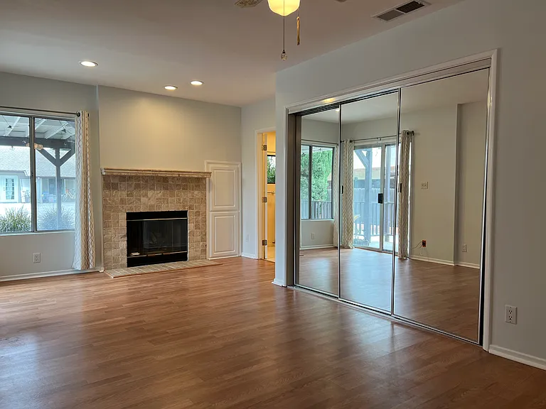 11160 Greenlawn Ave — Photo 15
