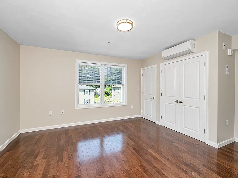 Princeton Court Apartments — Photo 14