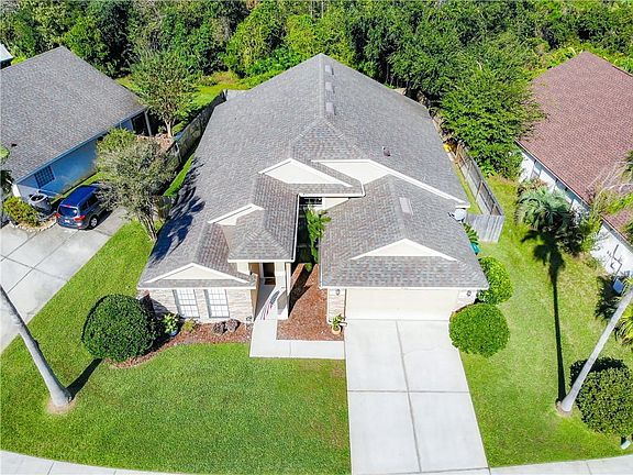 5th image of 836 Oak Chase Dr