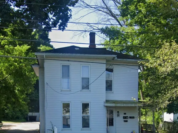 252 E Bacon St, Hillsdale, MI 49242