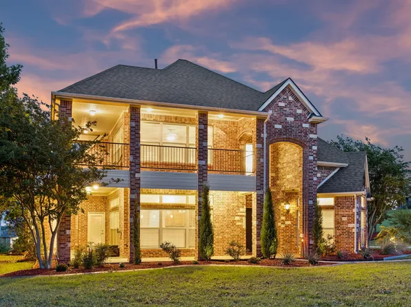 3721 S Lighthouse Hill Ln, Fort Worth, TX 76179