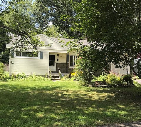 2nd image of 36 W Parkwood St