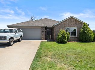 331 Violet St, Centerton, AR 72719