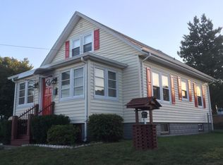 27 Beech Ave, Cranston, RI 02910