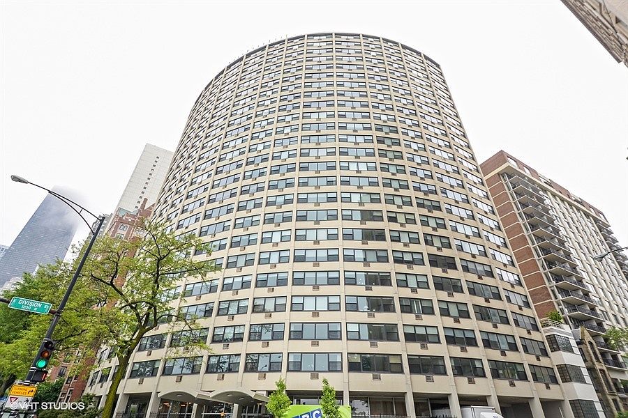 1st image of 1150 N Lake Shore Dr APT 5E