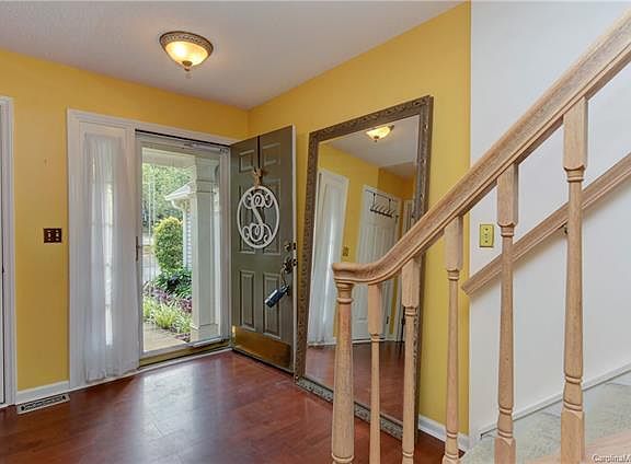 5th image of 9606 Green Gable Ct