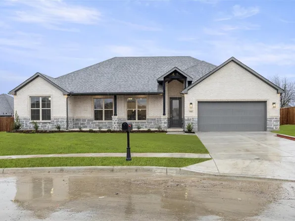 102 Monarch Ln, Nevada, TX 75173