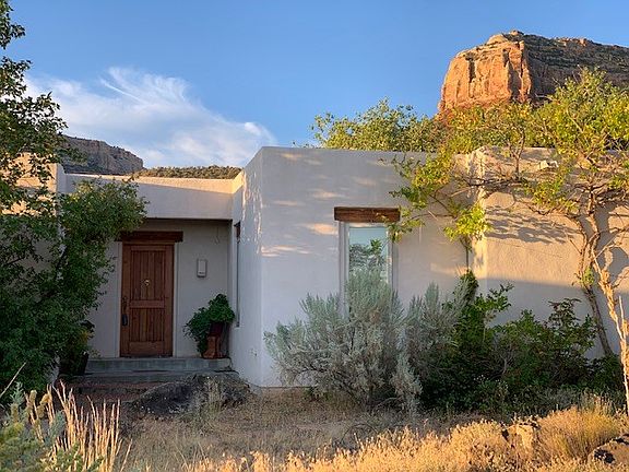 2nd image of 2179 Rockridge Dr