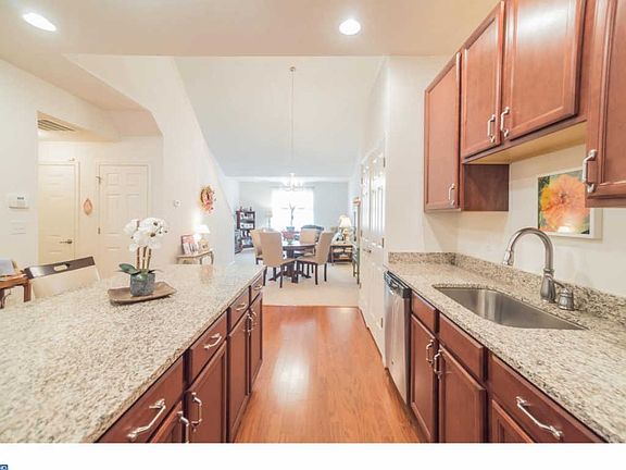 4th image of 15138 Wildflower Way