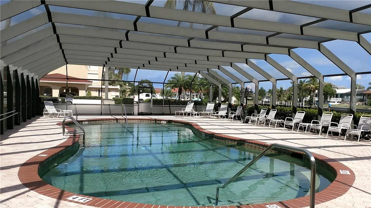 2 bed, 1564 sqft, $2,700 — Photo 4