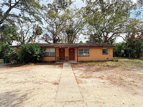1215-1217 59th Ave E Photo 1