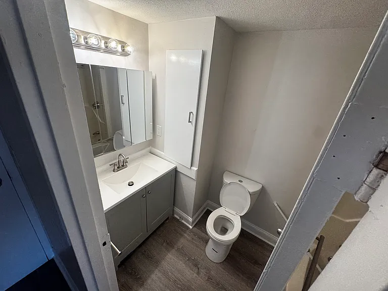 94 Eastern Ave #7 — Photo 6