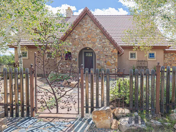 1716 Snow Bush Dr, Montrose, CO 81403