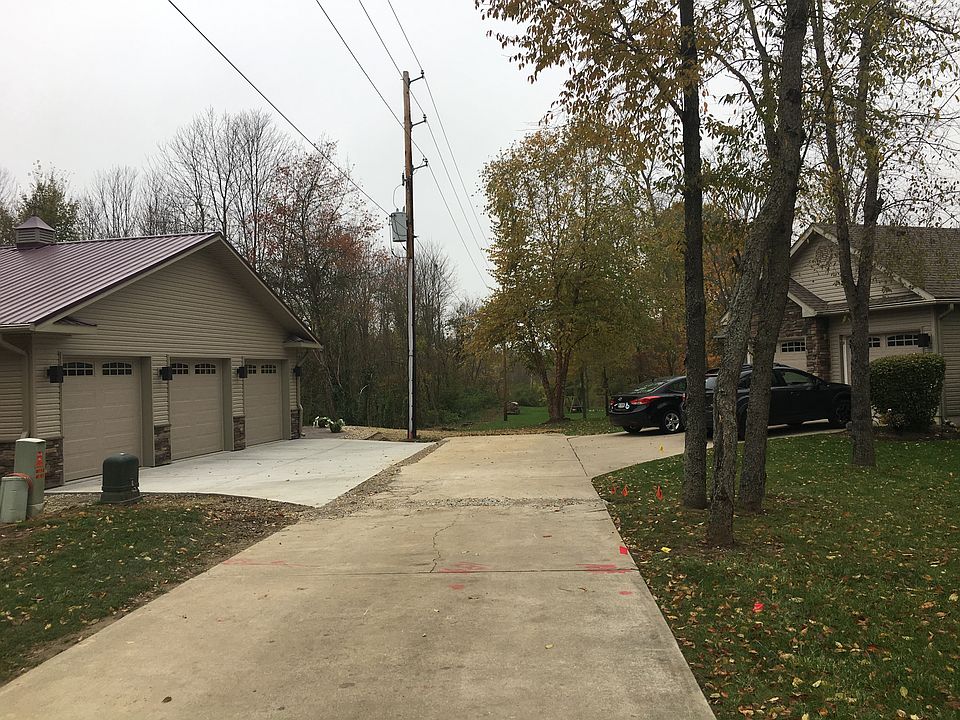 1st image of 304 Winding Brook Dr