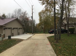 304 Winding Brook Dr, Centerville, IN 47330