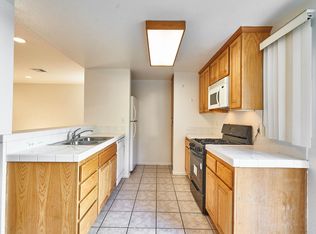 1189 W 36th St APT 4, Los Angeles, CA 90007