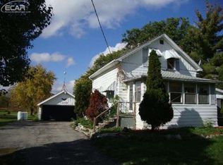 1460 Eggleston Ave, Flint, MI 48532