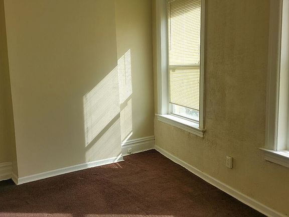 823 Walnut Bedroom 2