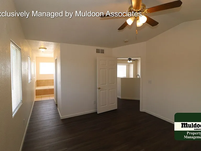 1661 W Siesta Dr — Photo 18