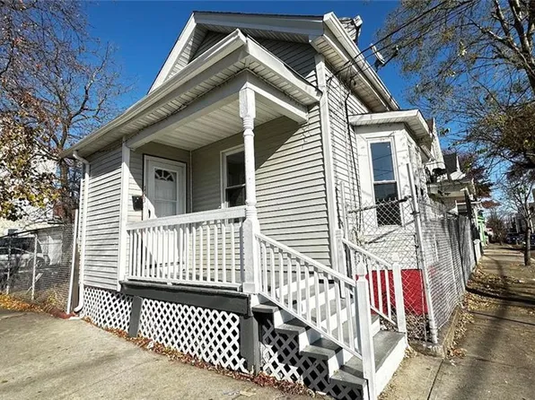 163 Colfax St, Providence, RI 02905