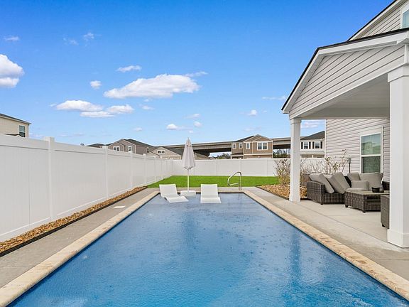 2nd image of 1111 Saltgrass Way