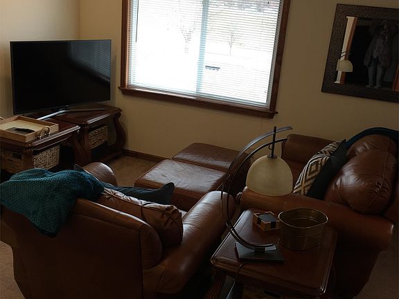 3rd image of 227 Cheyenne St APT C
