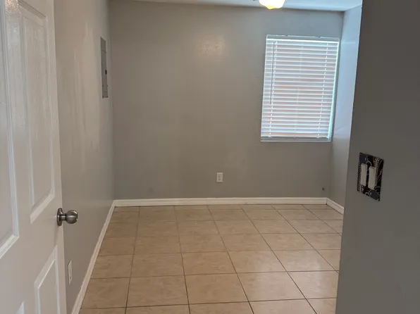 133 N Franklin St, Sebring, FL 33870