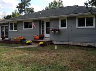 5562 Mapleton Rd, Lockport, NY 14094