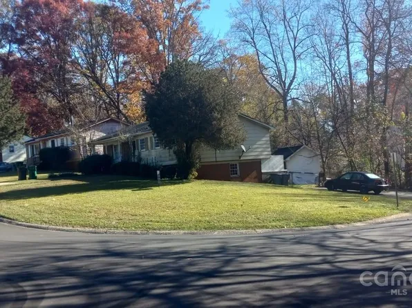 5745 Southampton Rd, Charlotte, NC 28217