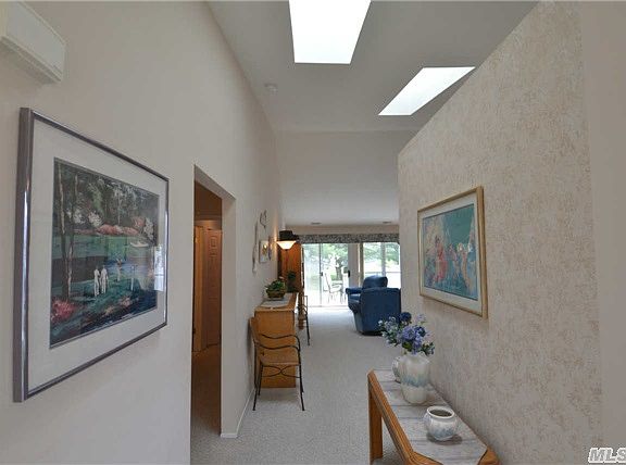 3rd image of 775 Spring Lake Dr