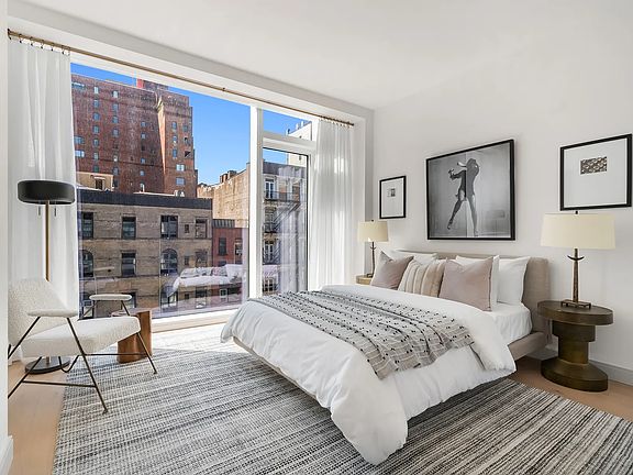 4th image of 101 W 14th St #6F