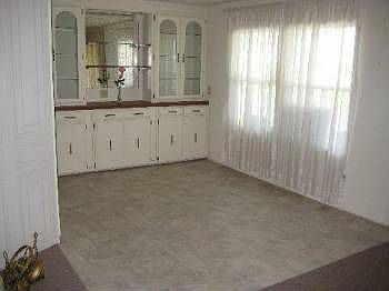 4th image of 477 NE Onyx Way