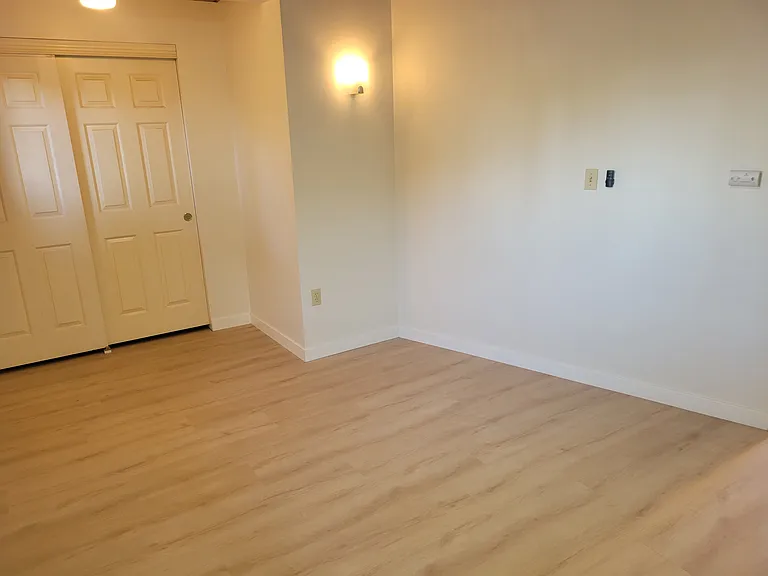 802 E Sycamore Ave #A — Photo 11