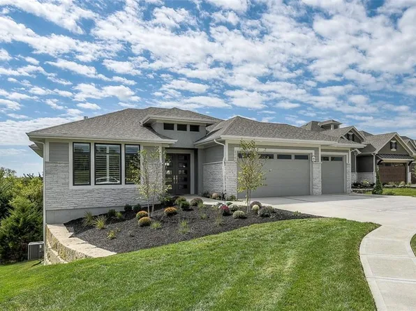 16441 S Penrose Ln, Olathe, KS 66062