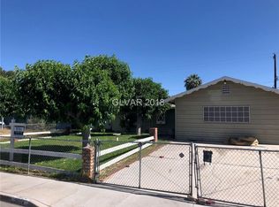 3024 Scarlet Oak Ave, Las Vegas, NV 89104