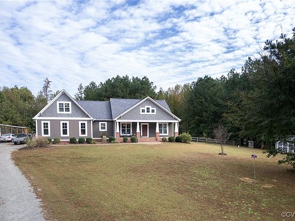 2nd image of 8241 Hidden Valley Ct