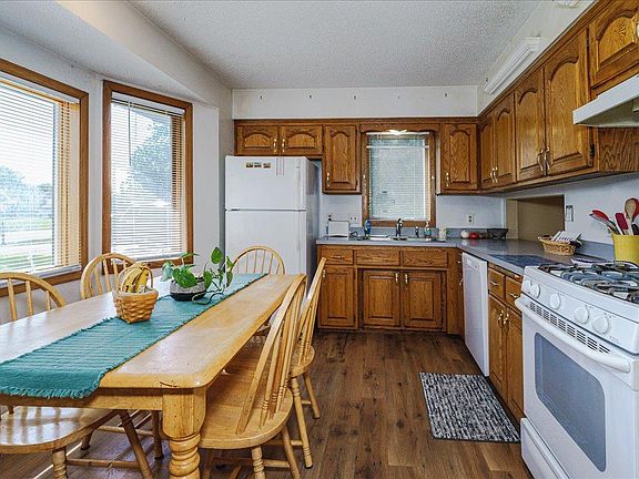 3rd image of 13638 Hidden Creek Dr