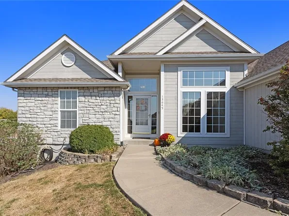 13645 Wagon Pass Rd, Platte City, MO 64079