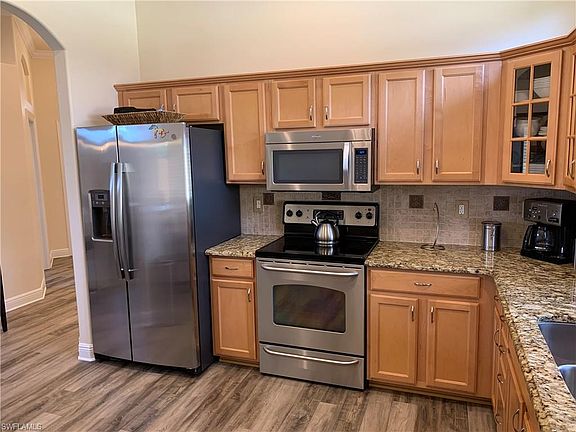 3rd image of 15337 Cortona Way