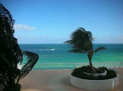 2nd image of 16425 Collins Ave APT 516