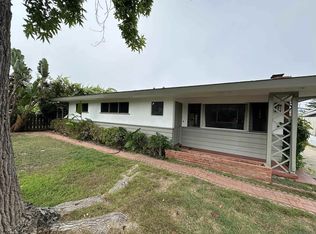 1046 Arden Dr, Encinitas, CA 92024