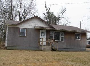 703 Cosby St, Burna, KY 42028