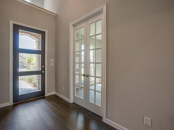 4th image of 1009 Cottonseed St